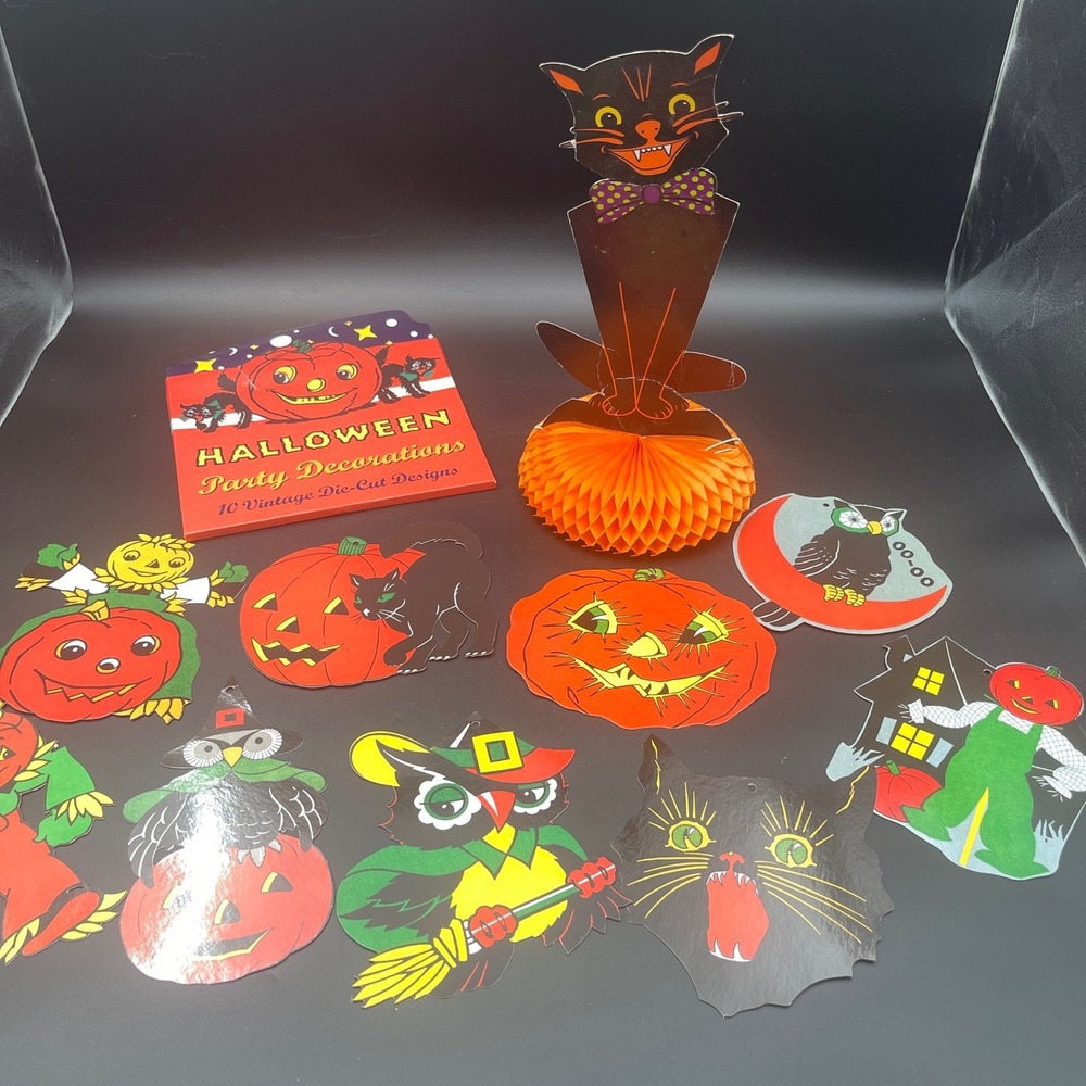 Laughing Elephant Halloween Party Decorations 10 Die-Cut Designs Retro Cat Black